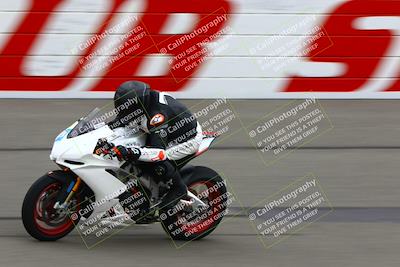 media/May-28-2022-Fastrack Riders (Sat) [[a671466300]]/LEVEL 2/FINISH LINE/